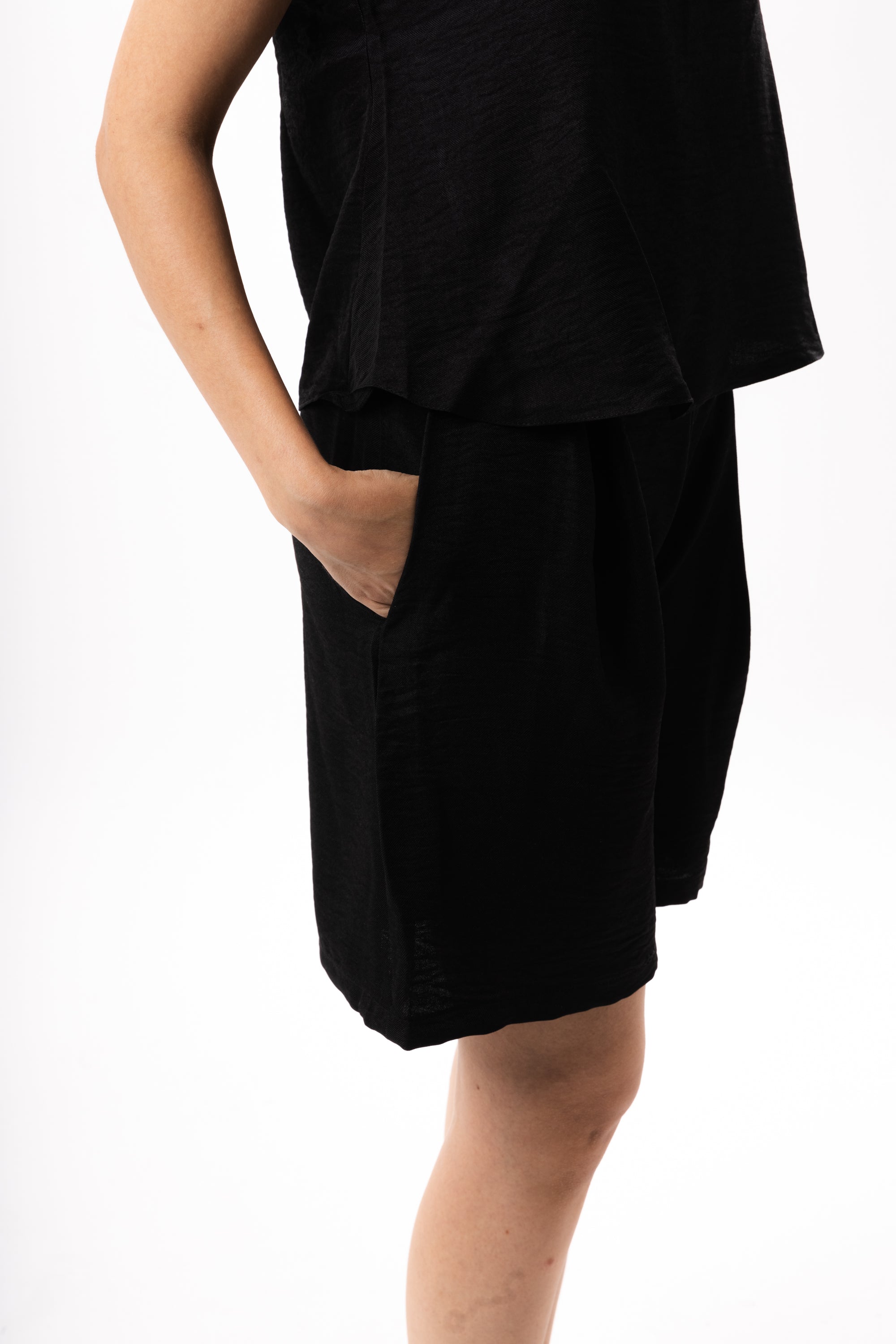 Black Flowy Set